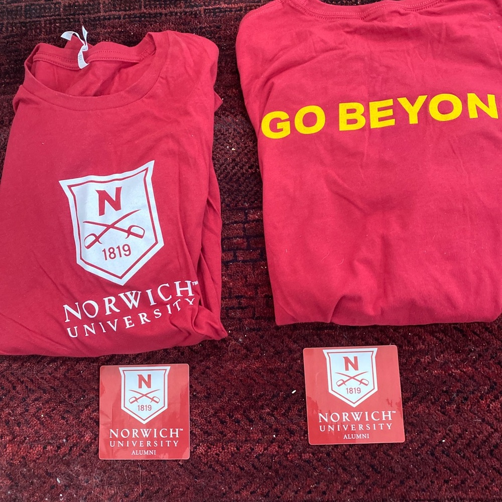 Norwich University Long Sleeve Large T-Shirts